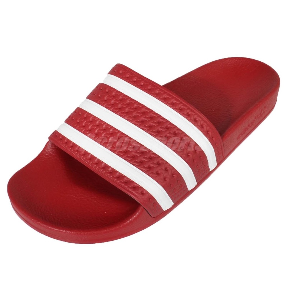 USED Adidas Adilette Sandal Slide SZ 5 Gradeschool